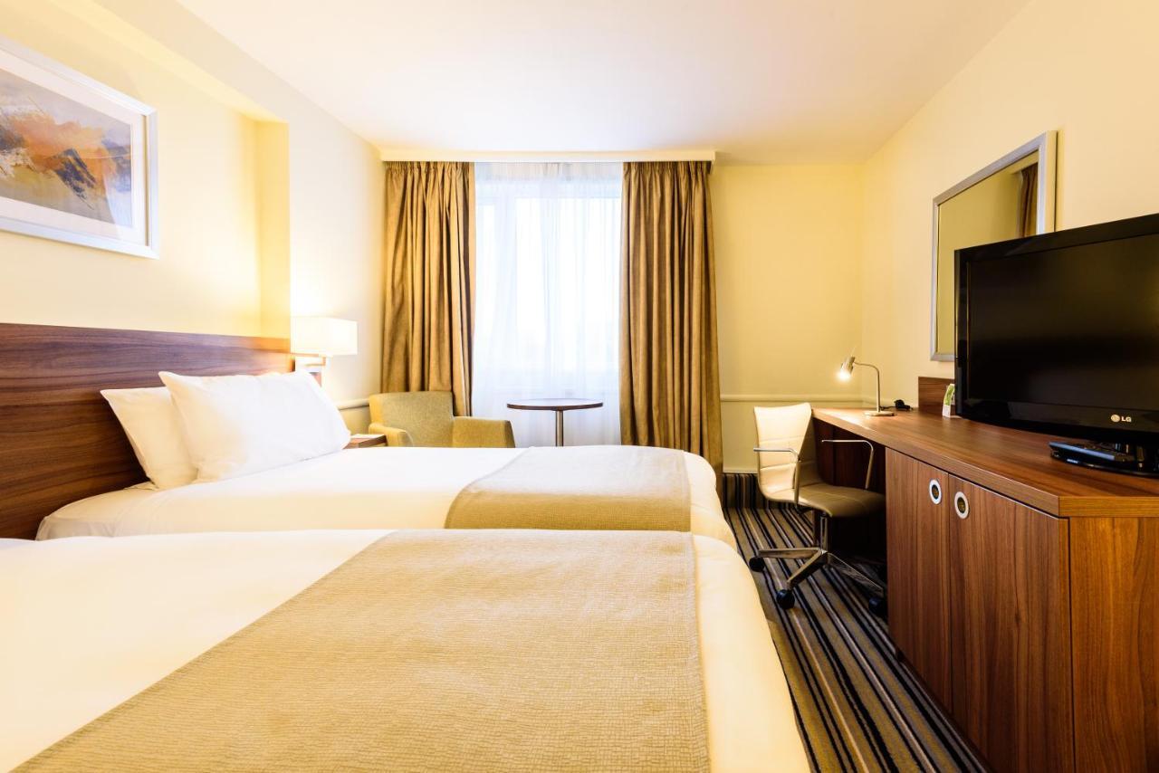 Standard Twin Room with Sea View and Minifridge,1274009566:JPEG