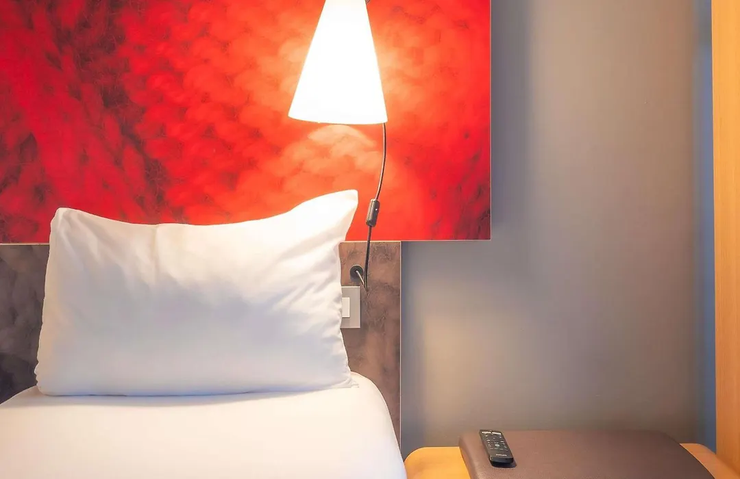 Ibis Portsmouth-1